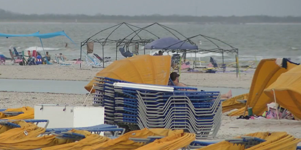 3 injured by lightning strike during - Rescue 