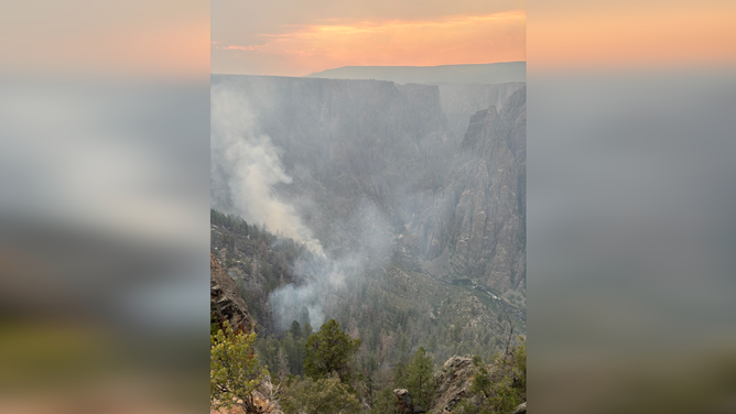 Wildfire destroys buildings in Colorado's Black Canyon of the Gunnison ...