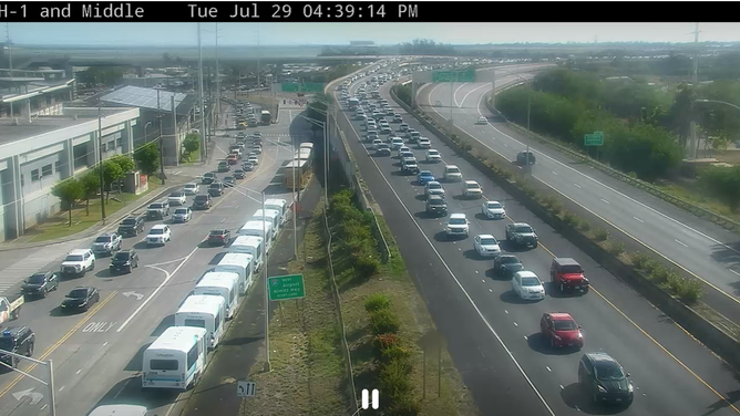 Traffic sits backed up on Hawaii after a tsunami warning was issued.
