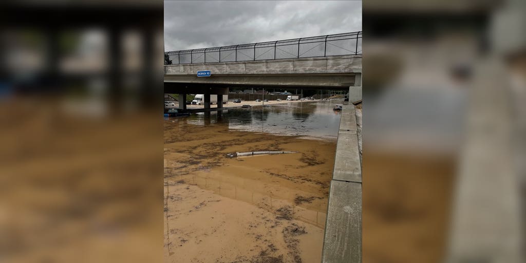 4 killed by historic flooding in east Tennessee as Chattanooga faces ...