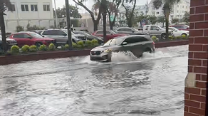 Heavy rain and high tide in Charleston, South Carolina, prompt flood risk to the area