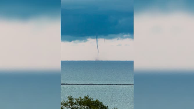 Lake Ontario Waterspouts