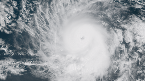 Major Hurricane Kiko heads toward Hawaii but expected to weaken in days ahead