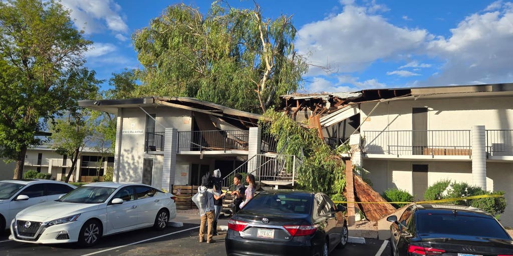 Microburst wreaks havoc, leaves trail of damage in Arizona | Fox Weather