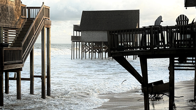 King Tide, Supermoon increasing flood risk in coastal communities from Outer Banks to Florida