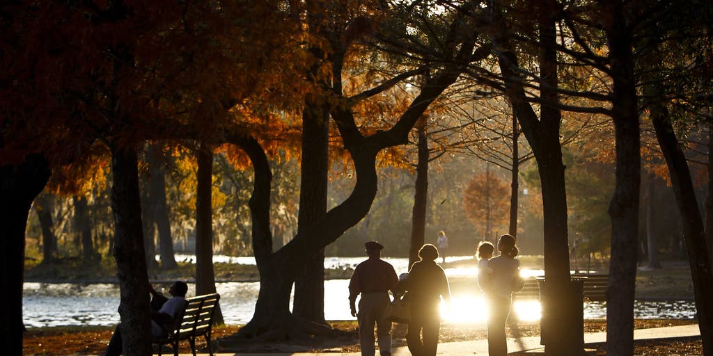 Record-breaking November heat wave grips the South after major deep freeze for millions