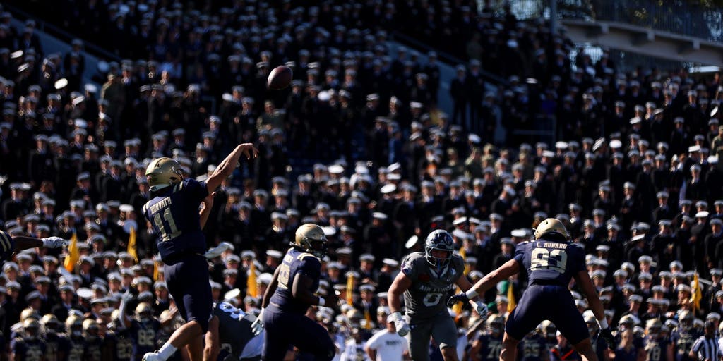 See it: 126th annual Army vs Navy football games kicks off in Philadelphia on Saturday