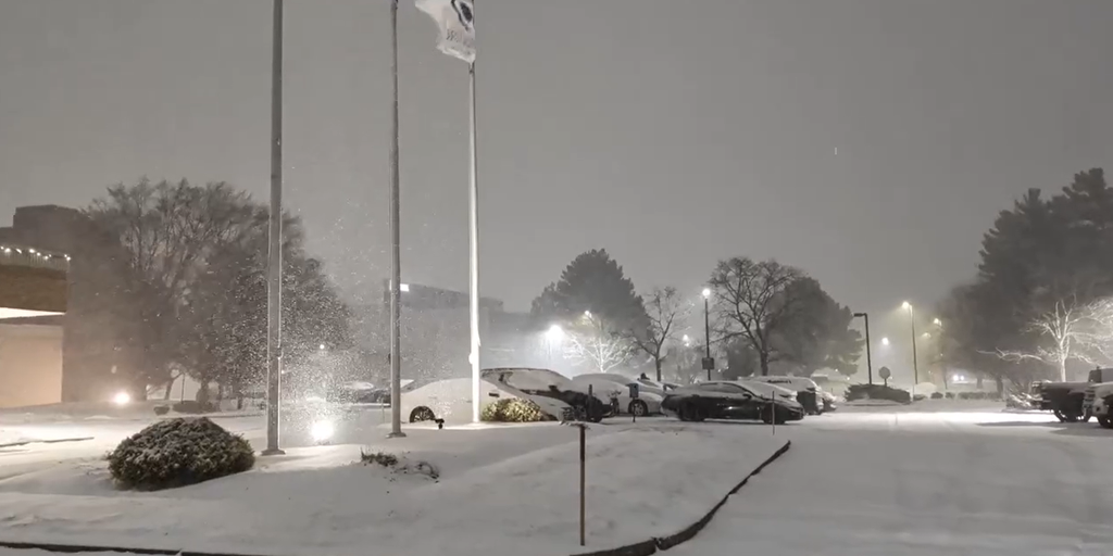 Eastern U.S. braces for arctic plunge after record-setting heat last week