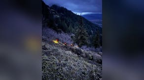 First responders complete risky rope rescue to reach a stranded Oregon Hiker