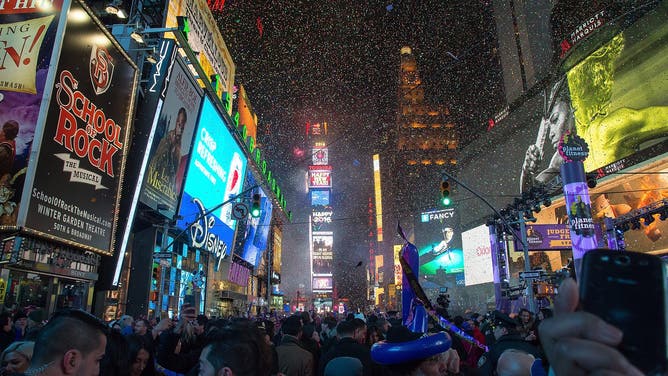 NEW YORK, NY - DECEMBER 31: A general view of atmosphere during Dick Clark's New Year's Rockin' Eve with Ryan Seacrest in Times Square on December 31, 2015 in New York City.