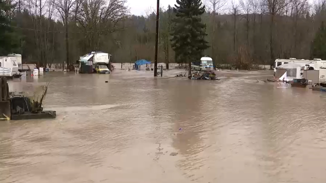 Mobile home park floods near Puyallup River.