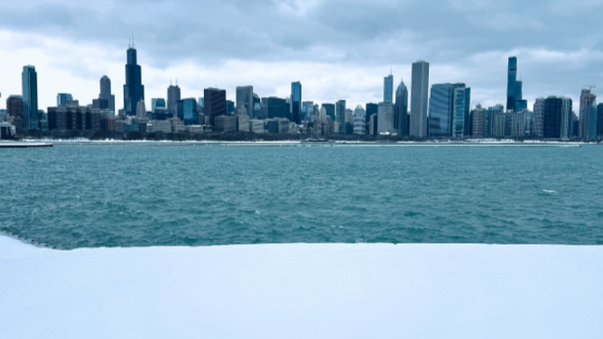 Snowy scenes throughout Chicago amid first round of clipper system