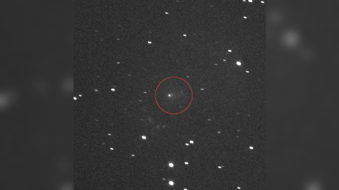 Stacked images show a fuzzy halo of gas around 3I/ATLAS