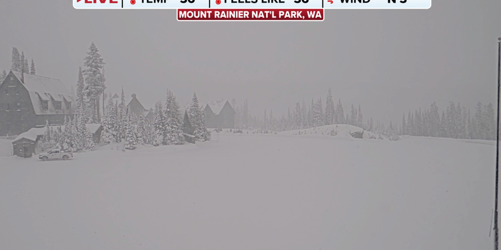 Feet of snowfall possible in the Cascades as storms and colder air impact the Pacific Northwest