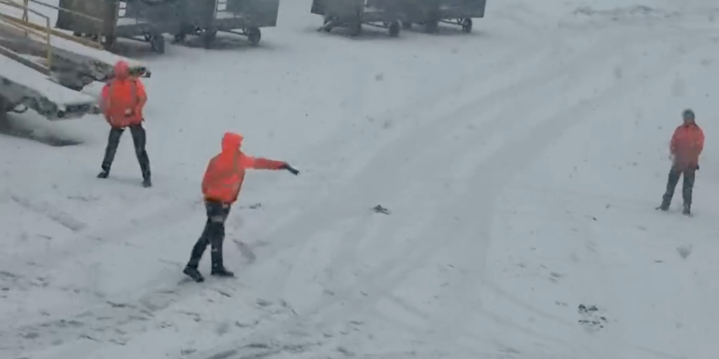 Hundreds of flights canceled in Amsterdam due to extreme winter weather