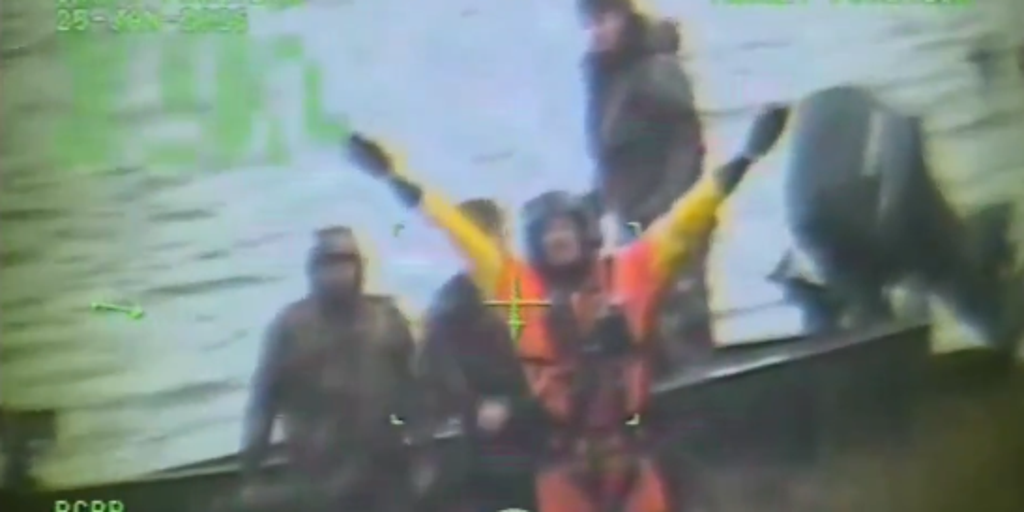 See it: US Coast Guard rescues three stranded duck hunters in dangerous severe weather