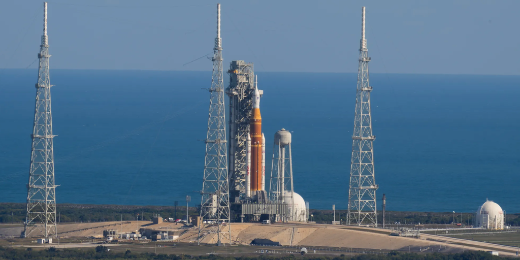 NASA delays Artemis II moon launch due to rare arctic outbreak in Florida