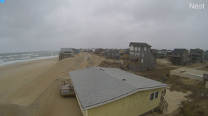 Outer Banks beachfront homes vulnerable to collapse from rapidly intensifying nor’easter slamming Carolinas