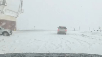 Snow blankets Hawaii volcanoes amid Winter Storm Warning from 'Kona Low' - Fox News