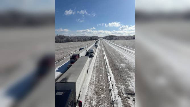 Major traffic standstill on Interstate 22 in Mississippi Tuesday.