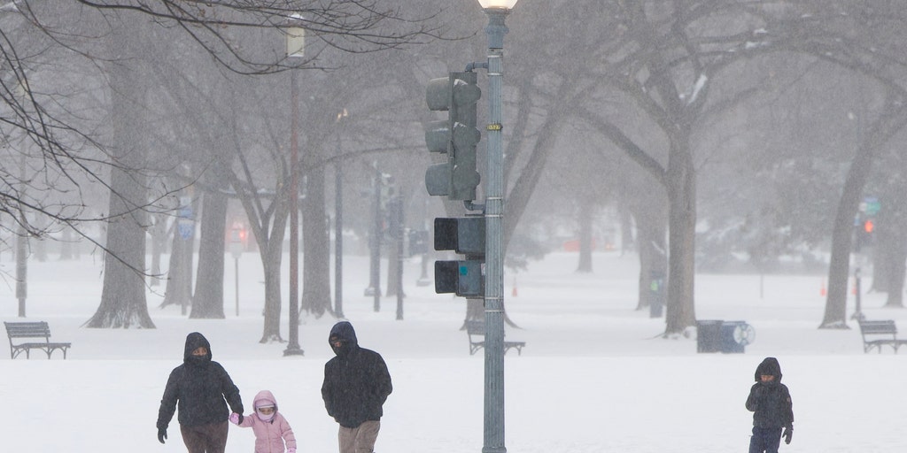 Timeline: When you will see first impacts from the historic blizzard nor'easter ‘bombing out’ in the Northeast