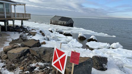 See it: Decades-old Hamptons stilt house collapses into bay amid extreme cold in New York