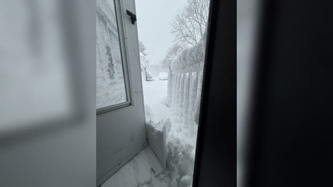 Powerful blizzard of 2026 buries Swansea, MA, in mounds snow