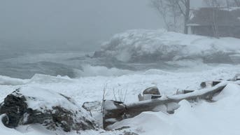 Life-threatening bomb cyclone blizzard rapidly intensifies as extreme snow, whiteout conditions slam millions - Fox News