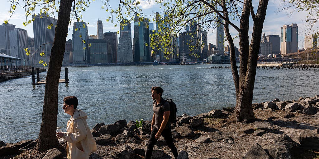 Major Northeast cities eye 90 degrees as record heat brings summer feel to the Ohio Valley and Mid-Atlantic