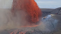See it: Gushing lava fountains from Mount Kilauea Volcano amid 44th eruption