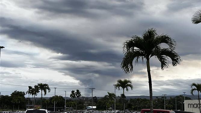 Kilauea eruption plume seen from Hilo, Hawaii.