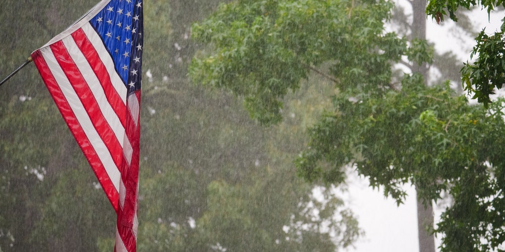 Wet weather expected to dampen plans for millions on the East Coast this Memorial Day weekend