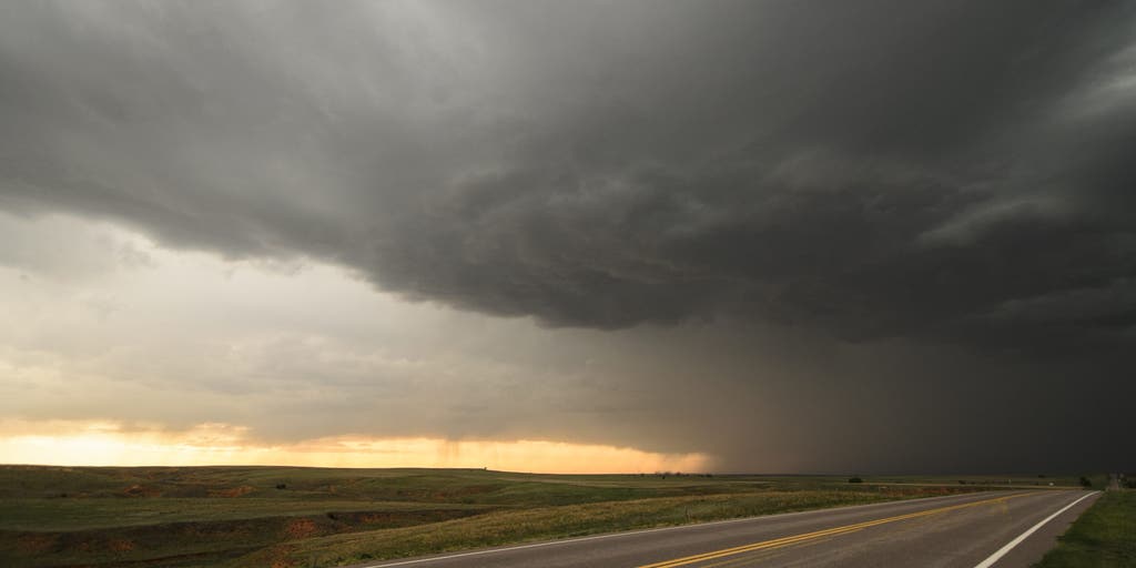 Sprawling 2,000-mile cold front targets Central US, East Coast to end multi-day severe weather threat