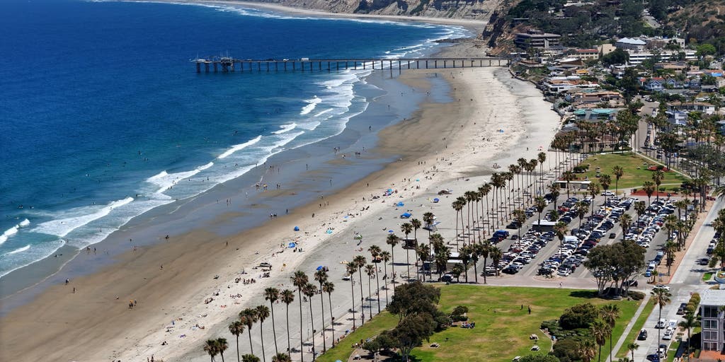 Los Angeles sees cooler temperatures as rest of US bakes in heat wave