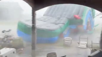 Bounce house sent flying into SUV as powerful winds slam Florida - Fox News