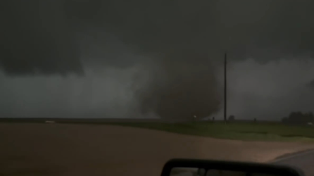 Watch: 70 mph winds blast across Sergeant Bluff, Iowa, following nearby confirmed tornado