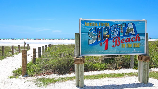 Sarasota, Florida, USA - May 17, 2018
Siesta Key Beach Tourism Welcome Sign