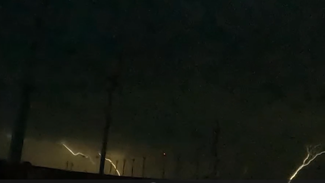 Footage captured by locals in Oregon shows astonishing upward lightning, seemingly shooting from the ground into the sky.
