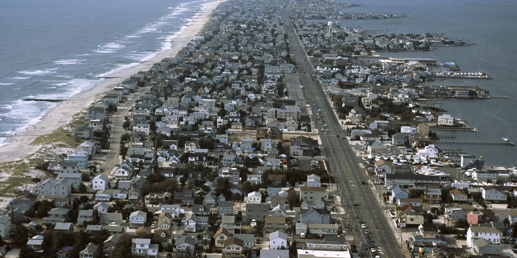 Man dies after being caught in a rip current on Long Beach Island in New Jersey