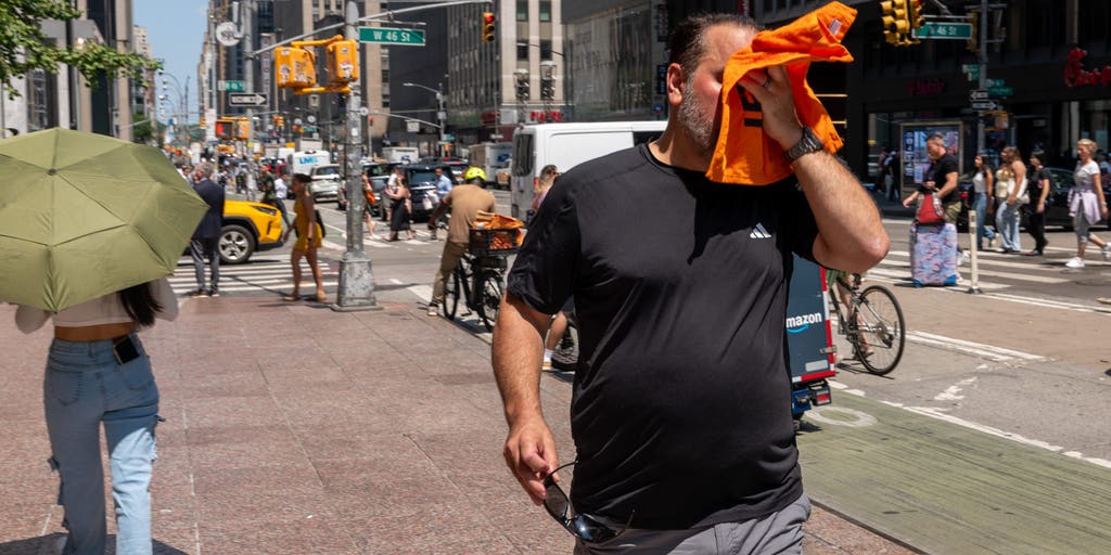 Potential record high temperatures reach the Northeast before wet weather returns this weekend