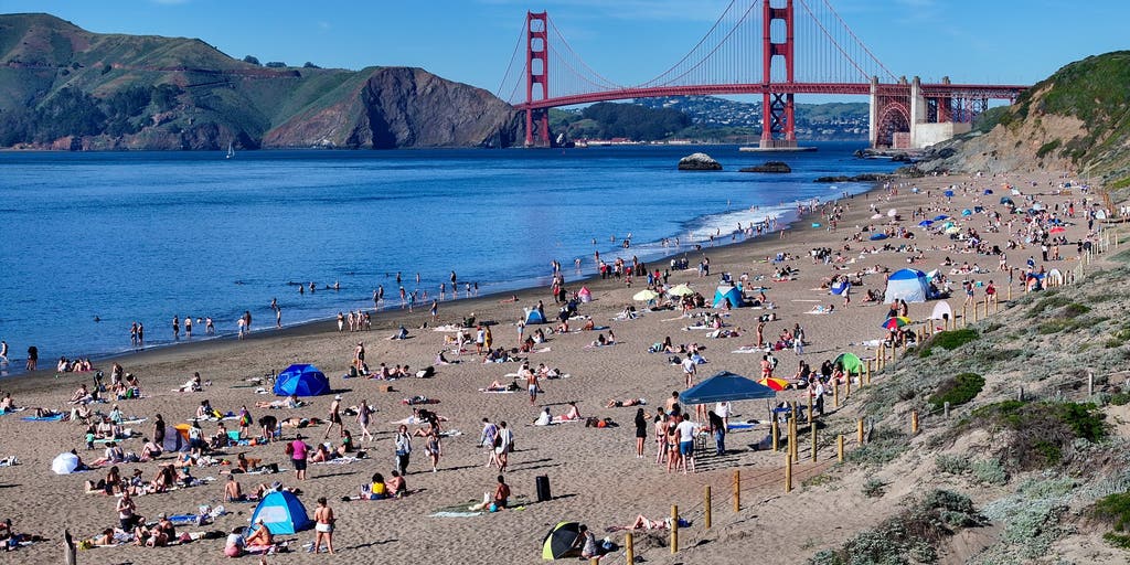 Fisherman in critical condition after being hooked by sneaker wave on San Francisco beach