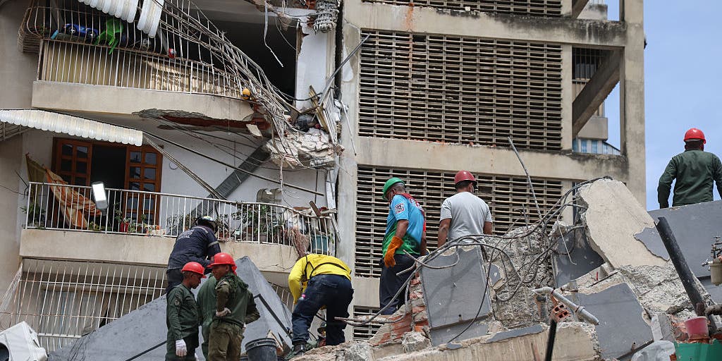 Death toll rises to at least 164 after back-to-back major earthquakes devastate Venezuela