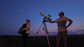 July skywatching guide: From planetary conjunctions to close encounters in space