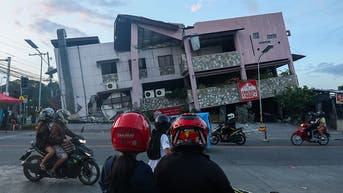 Major 7.8 earthquake strikes along Pacific Ring of Fire, killing at least 32 - Fox News