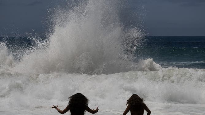 Search underway for young girl swept into big surf off Laguna Beach Laguna Beach, CA - June 10: A Laguna Beach Park Ranger scans the horizon onWednesday, June 10, 2026, near where a child was swept out to sea yeaterday.
