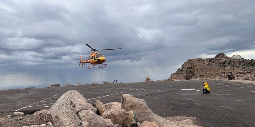 15-year-old killed, 3 others injured after lightning strikes hiking group in Colorado