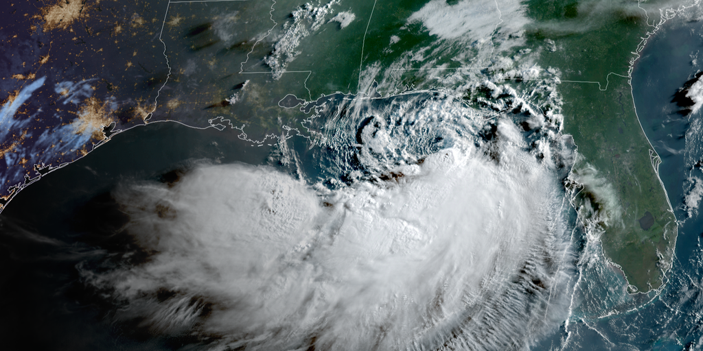 Gulf Coast communities prepare as Tropical Storm Bertha's outer bands begin to lash coastline