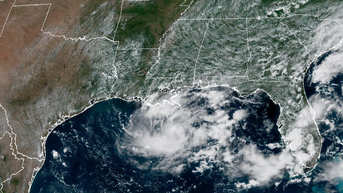 La Invest 97L podría convertirse en una depresión tropical a medida que las tormentas eléctricas se dirigen hacia Texas y Luisiana - Fox News