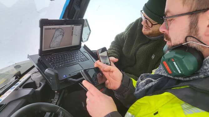 NIKU archaeologist Arne Abel Stamnes and Magnus Hjorth Jørgensen from the National Museum monitored the results.