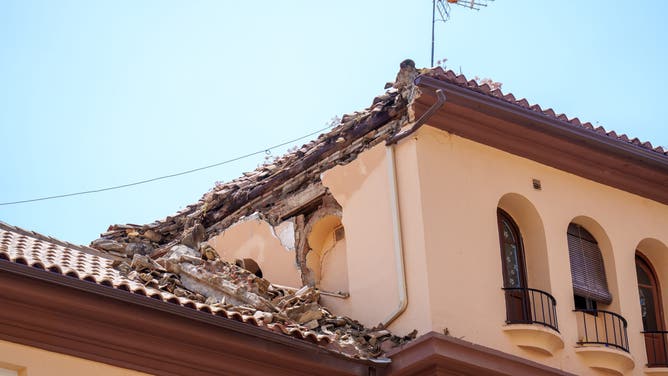GRANADA ANDALUSIA,, SPAIN - AUGUST 15: Impact of the magnitude 5.2 earthquake on buildings and homes in the city of Granada. 15 August 2026 in Granada (Andalusia, Spain).